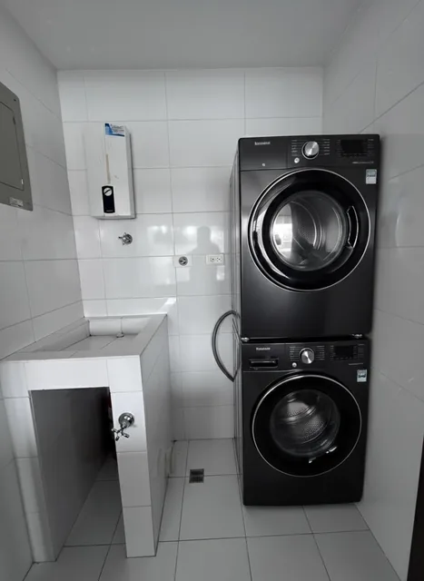 Vendo Departamento de Lujo en Ponceano Alto — imagen 2