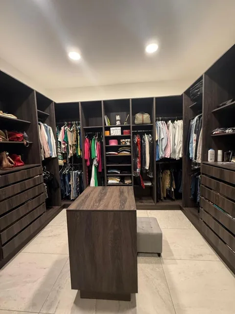 Al Lago Espectacular Casa en Venta Urb. Peninsula, Guayas — imagen 2