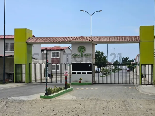 Casa en Venta en Urbanización Ceibo Real – Manta, Manabí — imagen 4