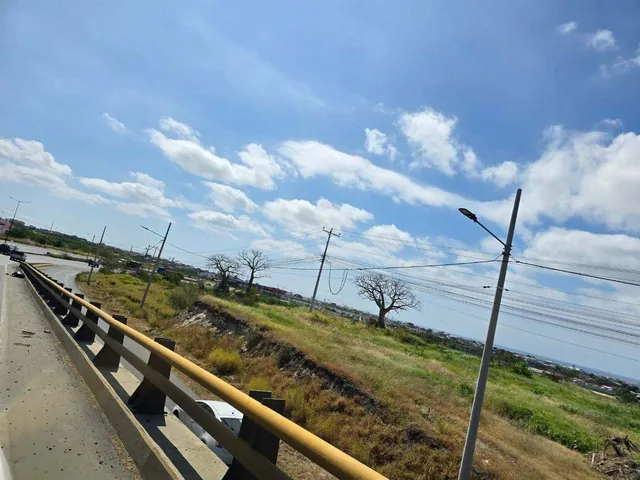 Terreno de Venta en Manta Via Circunvalacion Gj/z, Manabí — imagen 4