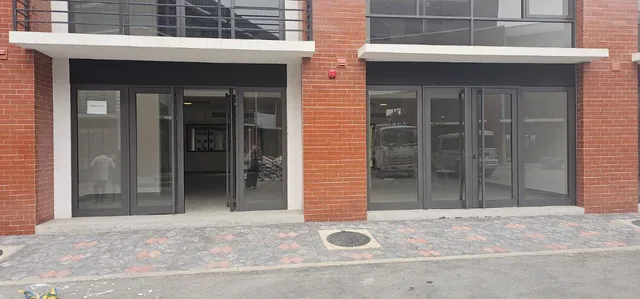 Invierte en Almax Center, El Nuevo Punto Comercial de Samborondón, Guayas — imagen 4