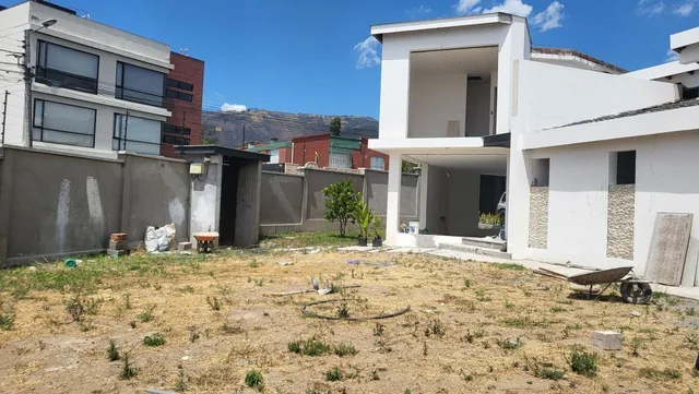 Vendo Propiedad en La Primavera Ideal Para Restaurante, Oficinas, Etc — imagen 2