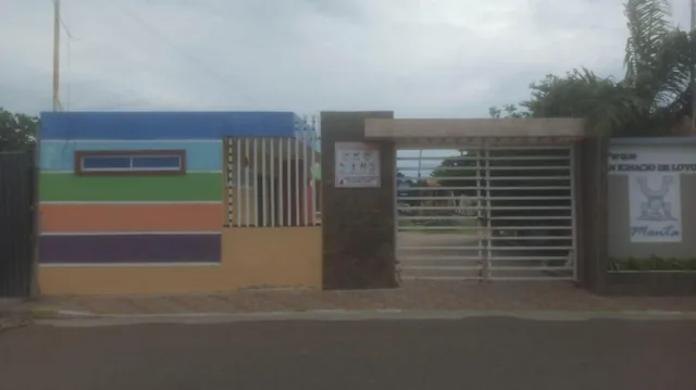 Terreno Esquinero de Venta en Manta Zona Centro, Manabí — imagen 4