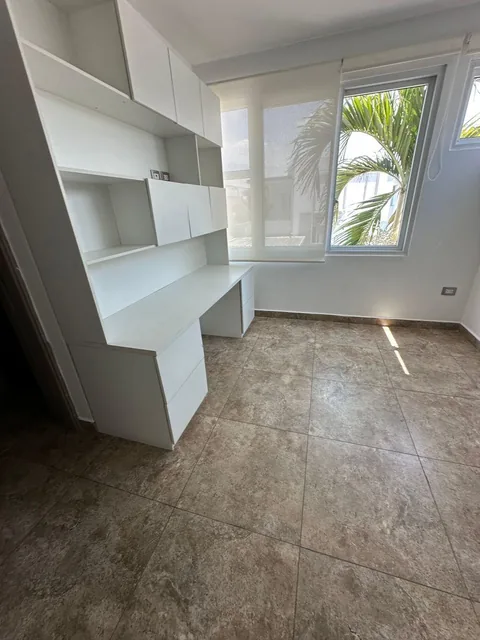 Casa con 263 m² y 3 Dorm. en Venta en Isla Mocolí, Guayas — imagen 4