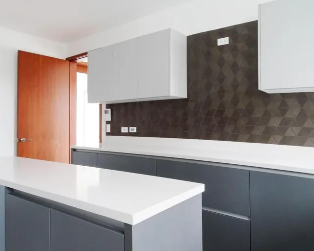 Sector González Suárez, en Venta Departamento, 3 Dorm.. Provincia de Pichincha — imagen 3