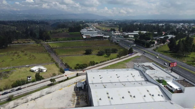 12 Hectáreas con Alto Potencial Industrial y Logístico a Minutos de Tababela y La E35 — imagen 2