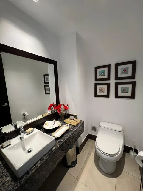 Laguna del Sol Moderna y Acogedora Casa de Oportunidad!, Guayas — imagen 5