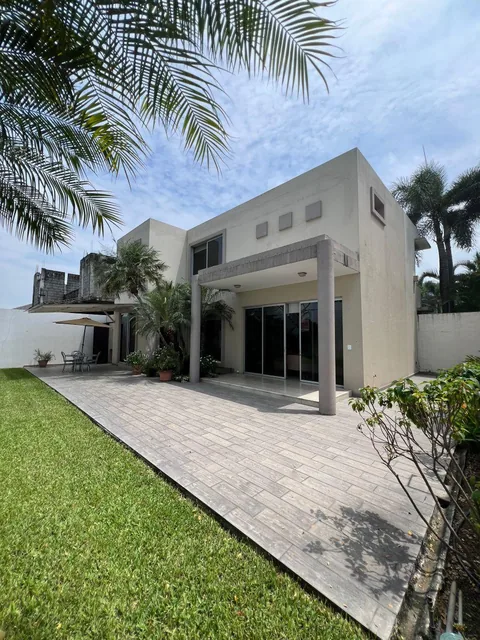 Laguna del Sol Moderna y Acogedora Casa de Oportunidad!, Guayas — imagen 3