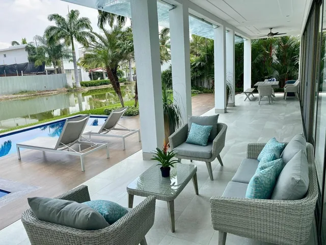 Increíble Casa Al Lago en Isla Mocoli, Guayas — imagen 2