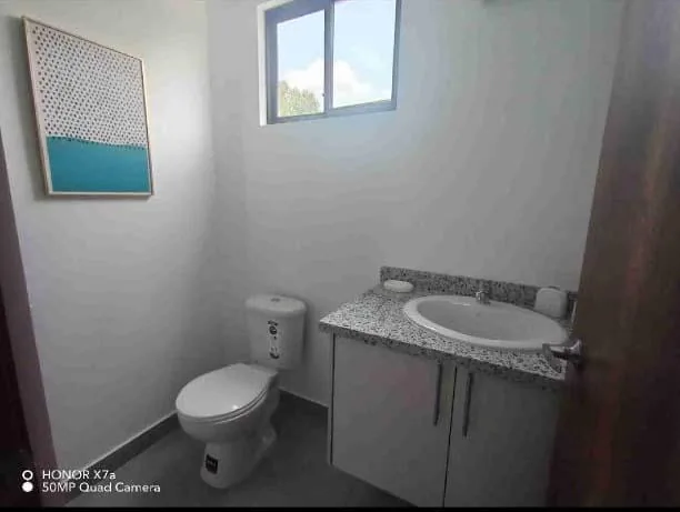 Venta de Casa Sector Conocoto - Cerca Administración Zonal — imagen 2