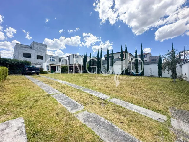 Amplio Terreno con Edificación en La Armenia Conocoto — imagen 4