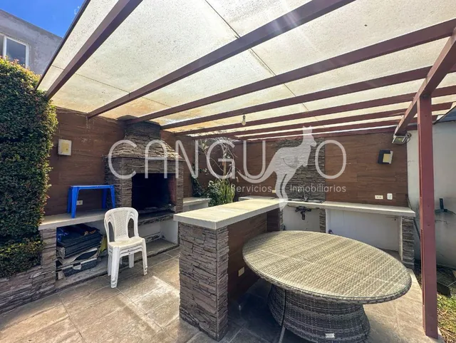 Amplio Terreno con Edificación en La Armenia Conocoto — imagen 3