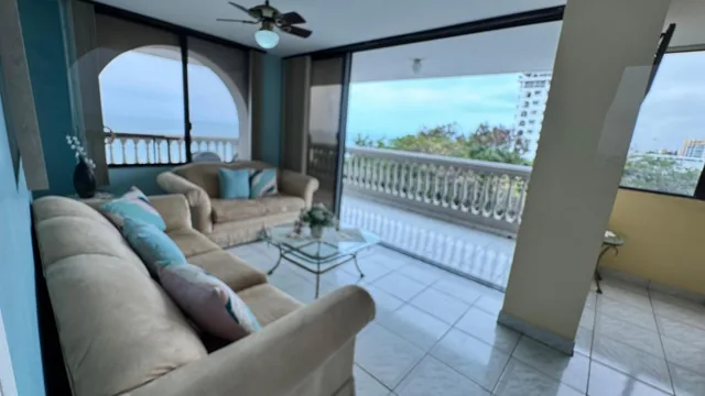 Departamento Frente Al Mar en Venta en Chipipe, Salinas — imagen 5