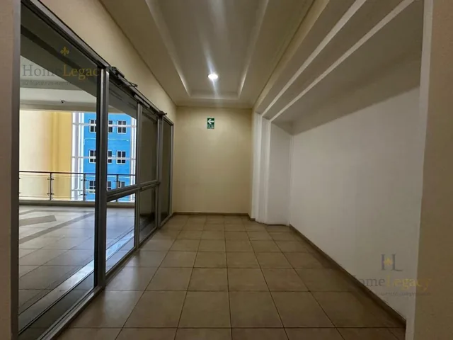 Venta de Oficina en Edificio El Torreón, Puerto Santa Ana Am, Guayas — imagen 2