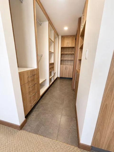 Casa de 720 m² con 3 Dorm. en Venta en Cumbayá — imagen 2