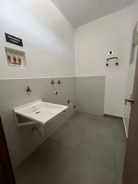 Se Vende Departamento Nuevo Planta Baja con Patio 2 Habitaciones en Urb. Punta Esmeralda, Guayas — imagen 4