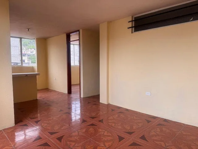 Oportunidad de Inversión! Casa Rentera en El Tránsito de Chillogallo — imagen 3
