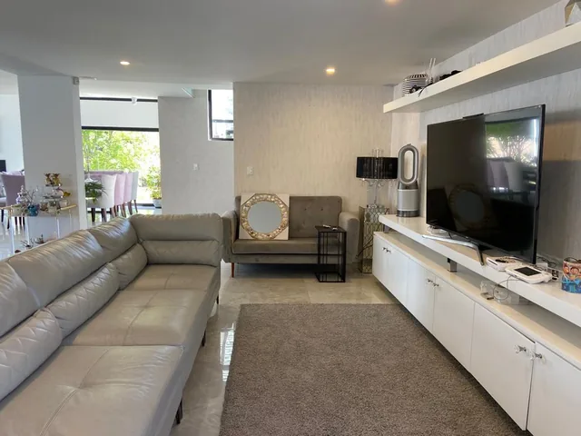 Hermosa Casa en Venta, Sector Challuabamba, Azuay — imagen 5