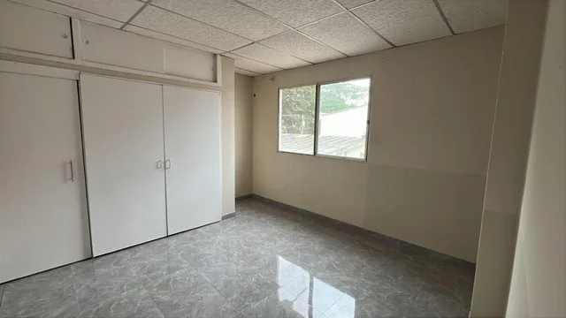 Departamento de 102 m² con 2 Dorm. en Venta en Urdesa Jhoa, Guayas — imagen 2