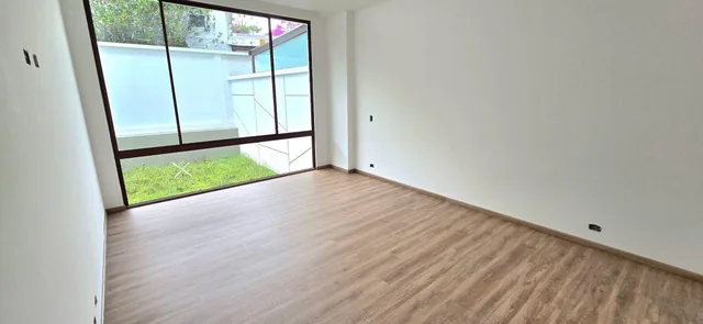 Se Vende Departamento en Cumbayá — imagen 3