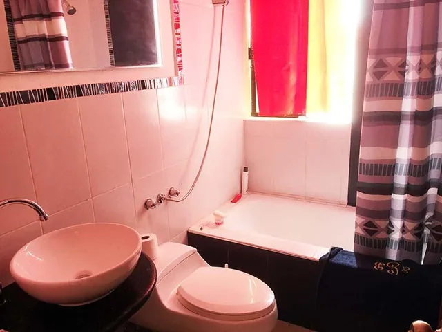 Departamento de 2 Dorm. en Venta en Edificio El Dorado 1, Manabí — imagen 2