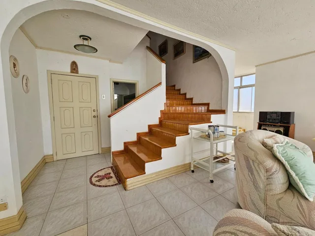 Vendo de Oportunidad Hermoso Penthouse de 2 Pisos en El Malecon de Salinas — imagen 2