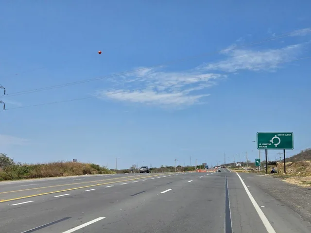 Terreno en Venta de 9.5 Hectáreas Al Pie de Carretera - Km. 5 Entrada a Santa Elena — imagen 2