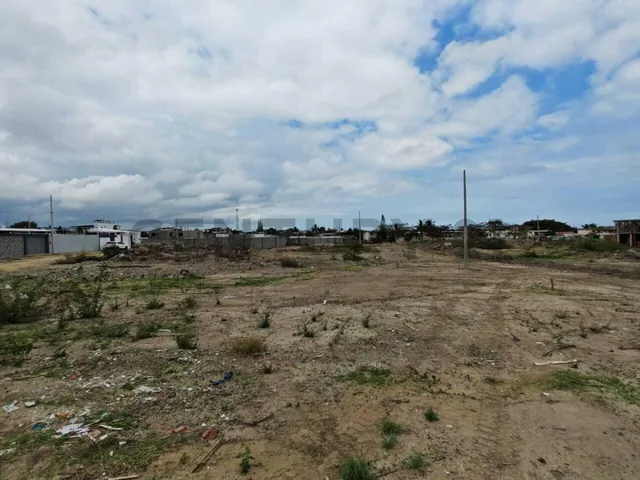 Terreno en Venta de 150 m² en Las Orquídeas – Manta, Manabí — imagen 4