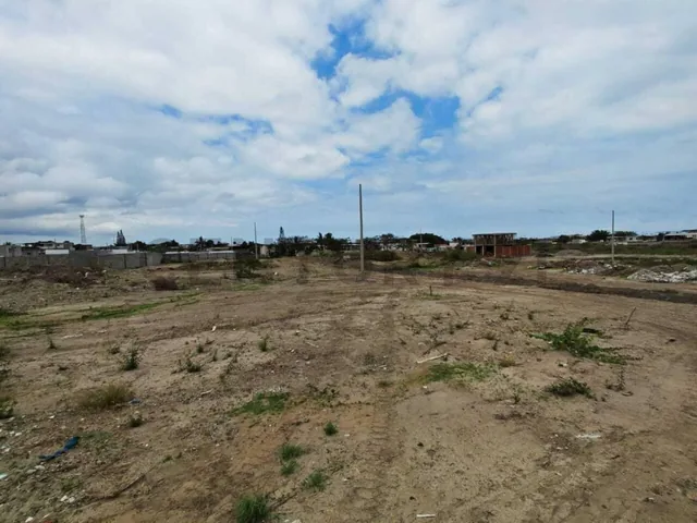 Terreno en Venta de 150 m² en Las Orquídeas – Manta, Manabí — imagen 3