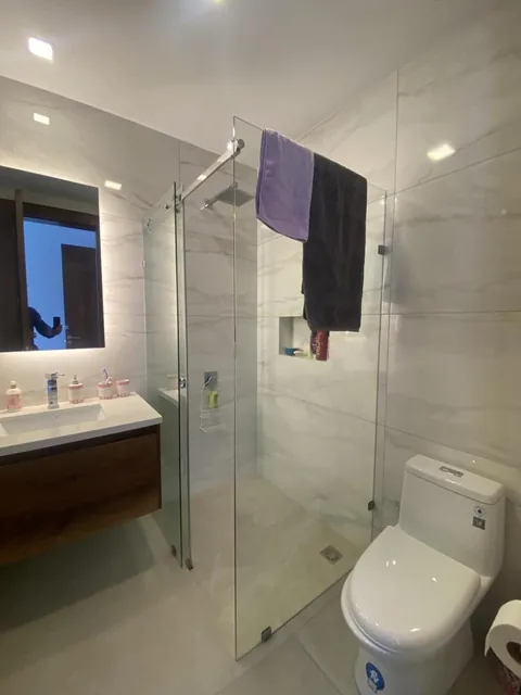 Departamento de Venta Dentro de Urbanización Algarrobos, Jardín, Vista, Amenities — imagen 3