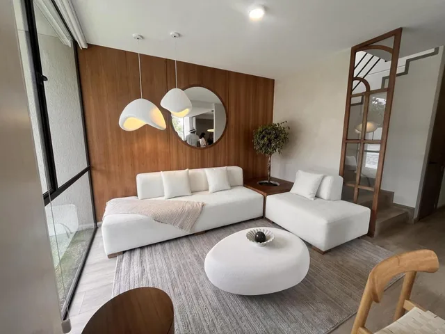 Casa con Dormitorio en Planta Baja de Venta en Cumbayá Lumbisí — imagen 2