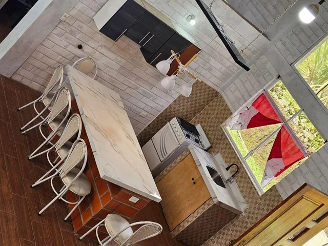 Casa en Venta – Urbanización Laureles I, Pedro Vicente Maldonado — imagen 2