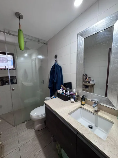 Vendo Departamento en La Mejor Zona de Cumbaya Dept 2 Dorm. 140 m Más 100 m de Patio — imagen 4