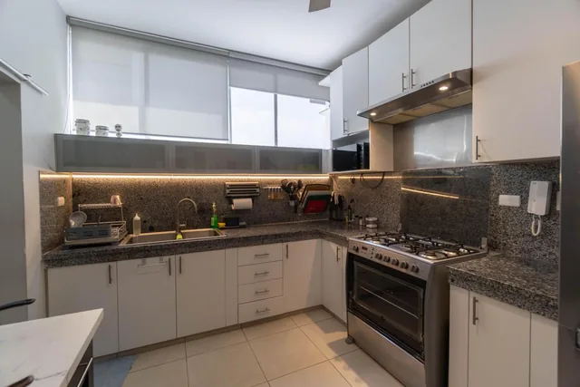 Departamento en Venta en Ceibos, Tres Habitaciones, Guayas — imagen 5