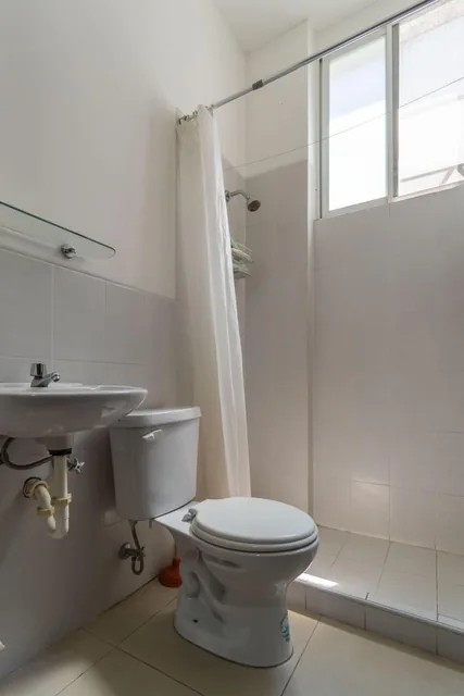 Departamento en Venta en Ceibos, Tres Habitaciones, Guayas — imagen 3