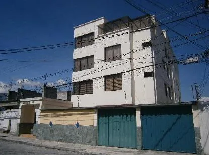 Venta Departamento Duplex Tres Dorm. Monteserrin Tercer Piso — imagen 2