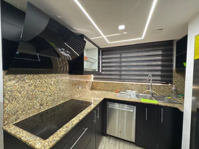¡190 m² de Lujo y Amplitud! Departamento de 4 Dorm. en El Inca en $ — imagen 2