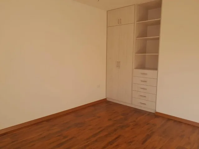 Departamento en de 2 Habitaciones de Venta en El Sector de Mirasierra — imagen 5