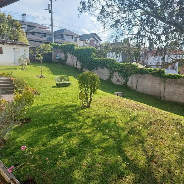 Terreno de Venta en Urbanización Campo Alegre, Quito — imagen 4