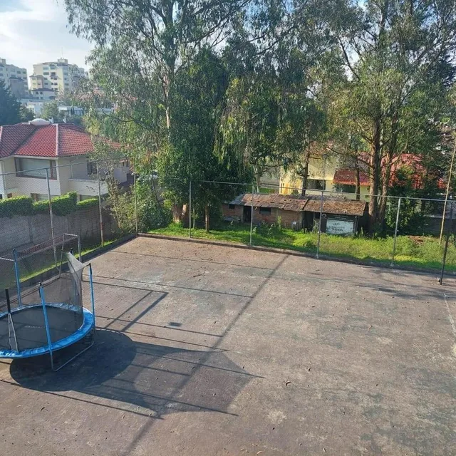 Terreno de Venta en Urbanización Campo Alegre, Quito — imagen 2