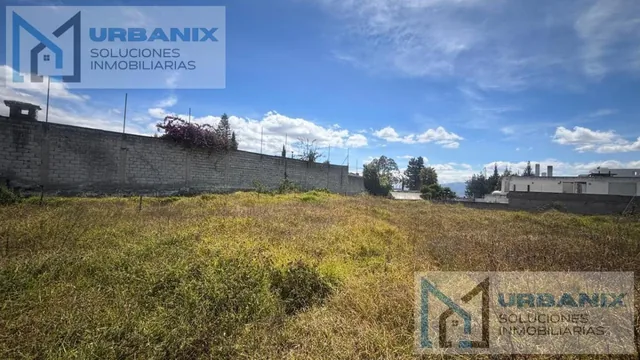 Terreno en Monteserrín — imagen 3
