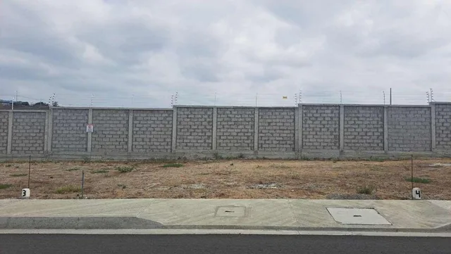 Terreno de Venta Dentro de Urbanización en Manta, Manabí — imagen 5