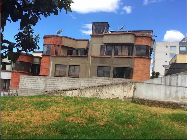 Quito Terreno en Venta Sector Quito Tenis Bajo — imagen 5