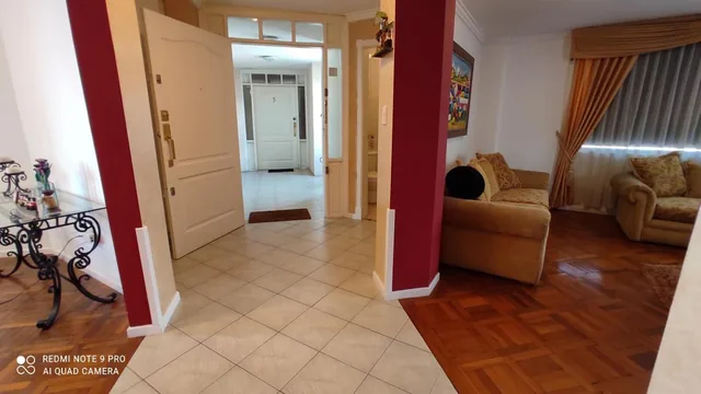 Venta Departamento 162 m, Embajada Americana, Solca, 2 Garajes — imagen 3