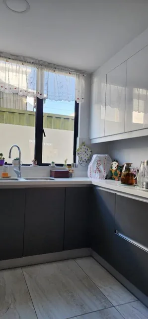 Vendo Casa Independiente Al Interior de un Edificio - La Primavera — imagen 5