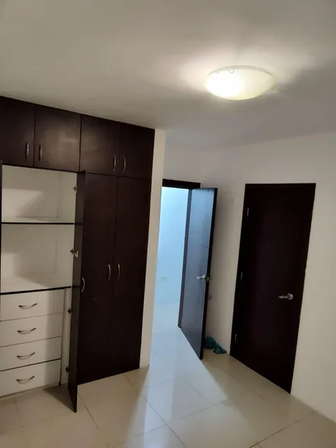 Vendo Departamento en Urb. Puerto Azul, Via a La Costa. Guayas — imagen 2