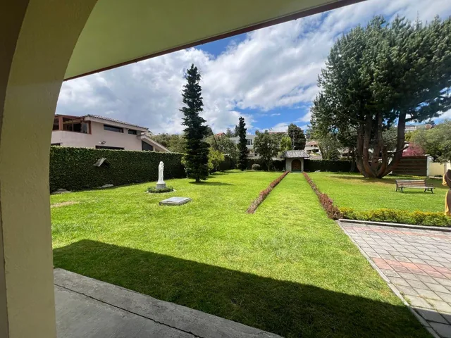 Excelente Casa Venta Urb. Campo Alegre — imagen 4