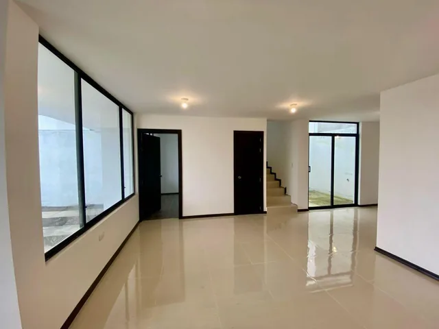 Venta Casas Nueva 125 m² - 3 Dorm. Yaruquí — imagen 4