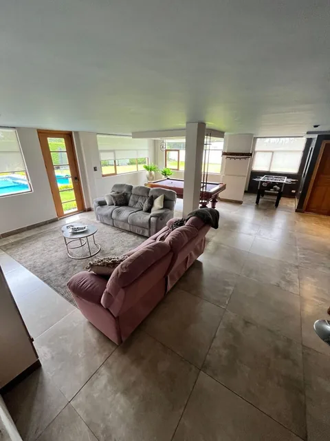 Casa con Piscina — imagen 4