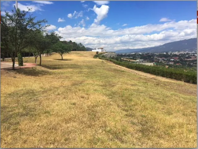Cumbaya Lote de Venta en Urbanizacion Privada Hermosa Vista Sector Colegio Menor — imagen 2
